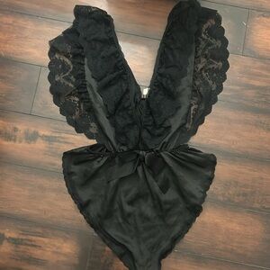 Vintage Victoria Secret 80s Satin & Lace Teddy Bodysuit Black Size Medium